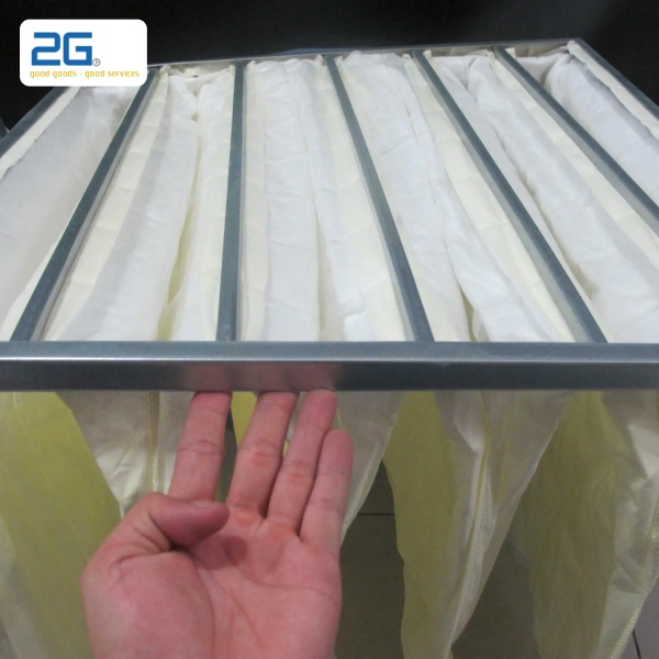 Lắp đặt lọc túi F8 khá đơn giản và không quá phức tạp
