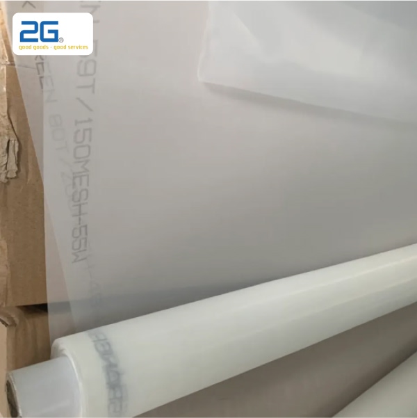 Pha trộn hoặc lưu trữ sơn nước không đúng cách sẽ dễ bị lẫn cặn bã, bụi bẩn hoặc bọt khí