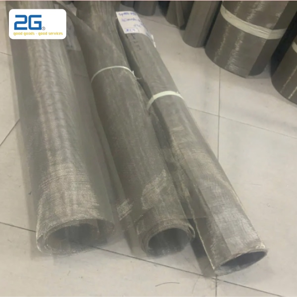Tấm lưới lọc inox còn được sử dụng làm lưới chắn gác bồn rửa, lọc bụi máy lạnh