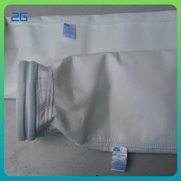 Giá của túi lọc Bụi Polyester chống ẩm, chống tĩnh điện có giá 400.000 - 600.000 VNĐ 